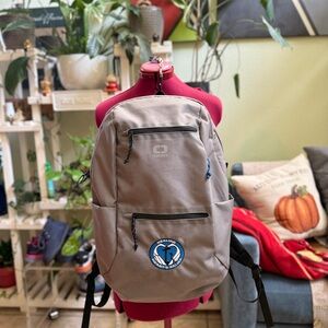 OGIO Shadow Core Flux 220 Backpack. Like new